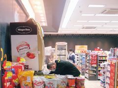 -全家便利店(江湾镇站店)