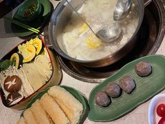 -润园四季椰子鸡火锅(海上世界店)
