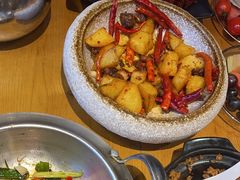 -隔壁老王·家常云南菜(花巷店)