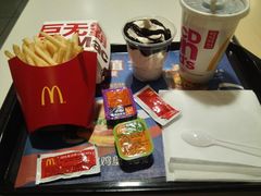 -麦当劳(军博店)