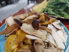 -菌之家·专业纯野生菌火锅·特色炒菌
