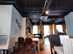 大堂-房角石咖啡与书(吉大南校店)