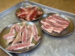 -牛信亭韩国料理·炭火烤肉(紫藤路店)