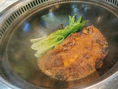 -哈尔滨烧烤·山河村铁锅炖(交大店)