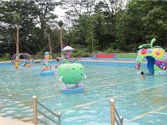 -松山湖南湖湾露营营地