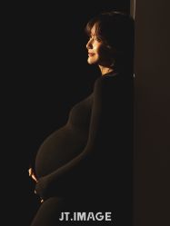 点击看大图 -专注孕妇照亲子照·纪田摄影