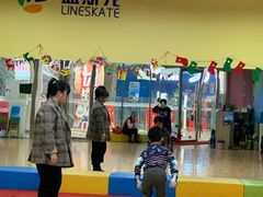 -米高蓝斯克国际轮滑中心(中铁建店)