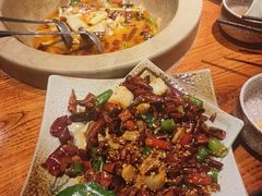 -滇香肴·云南菜蒸汽石锅鱼(云南北路店)