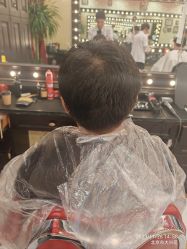 -东方先生国潮男士理发馆
