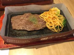 -必胜客(WOW中心城店)