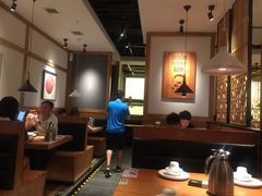 大堂-江渔儿酸菜鱼(映月湖环宇城店)