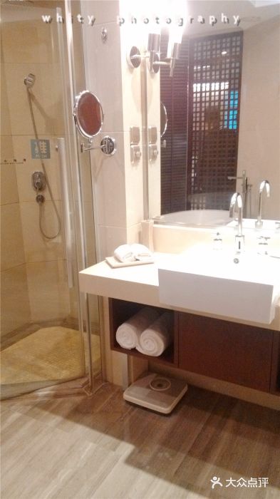 洪湖悦兮半岛国际温泉度假村洗浴间图片