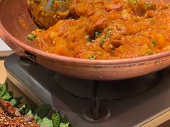 铜锅饵块油焖鸡-一坐一忘云南菜(卓悦中心)