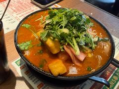 -肥汁米蘭香港米线(定西路店)