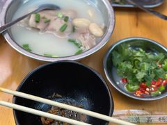 雪豆蹄花-吴氏蹄花