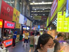 -海口骑楼小吃街