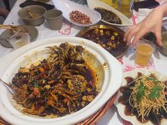 -肥肥虾庄·金牌油焖大虾(汉口城市广场店)