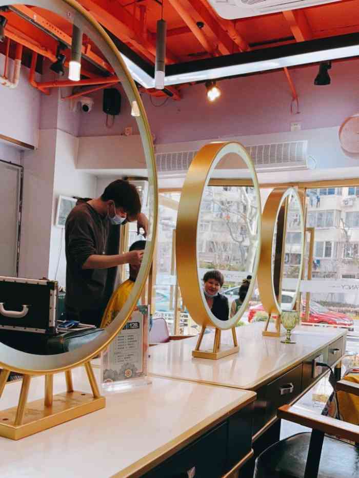 梵西fancy造型(宁夏路店)-"【项目】剪发 9.9大洋在魔都进行一个洗.