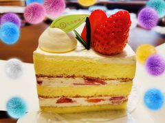 方形草莓修多-花花卷卷·鲜食蛋糕(静安久光百货店)