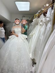 -NaNa婚纱礼服馆