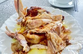 Dapeng Clay Pot Chicken