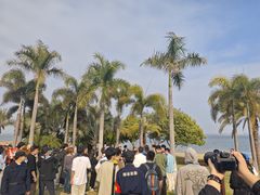 -彩虹沙滩