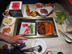 -芝小官毛肚火锅海鲜自助(苏州吴江区万宝店)