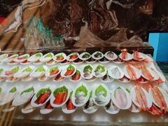 -雍容荟帝王蟹活龙虾展台自助(IFS黑金店)