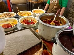 -爆炸头阿姨小四川正宗川味小吃(无任何分店)