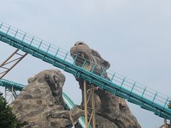 -七彩云南欢乐世界