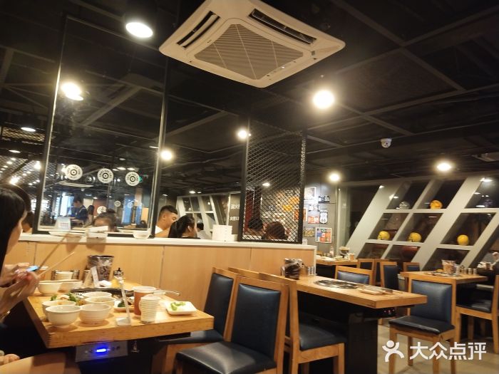 圣火营自助烤肉(南京东路店)大堂图片