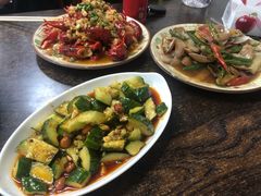 -虾蟹阁小龙虾大闸蟹(文明路店)
