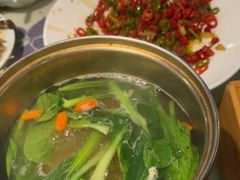 -卢大鲜鱼头捞饭(美利广场店)