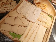 -晓宇重庆火锅(西安荟聚店)
