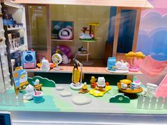 -泡泡玛特POPMART(东直门来福士店)