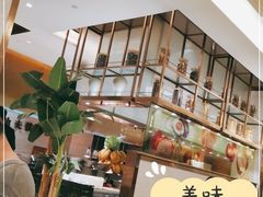 -东方红海鲜百汇(国际大厦店)