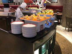 自助取餐区-咖啡苑自助餐厅·中国大饭店