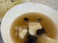 -老人和饭店(淮海中路店)