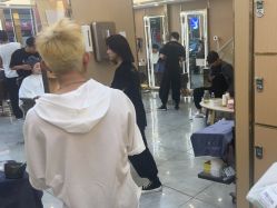 -一東造型烫发染发