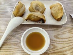 -珊珊小笼馆(仙霞路店)