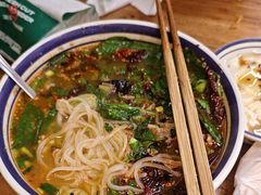 -云阿蛮云南生烫牛肉米线(奉贤路店)