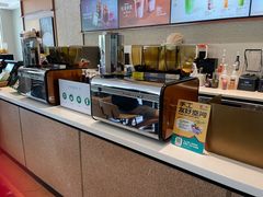 -星巴克臻选(莘庄仲盛店)
