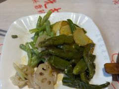 素菜拼盘-五丁桥光头香辣蟹(望江橡树林店)