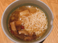 牛杂面-美食小镇·观赏珍稀鸟类·长隆熊猫酒店