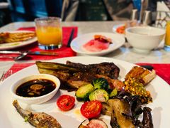 -锦厨国际自助餐厅 · 云端景观 (昆明索菲特大酒店)