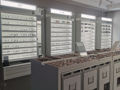 -目艮眼镜SHOWROOM(品牌集合店)
