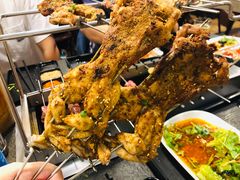 -長壹旋转烤吧 农家鸡火锅