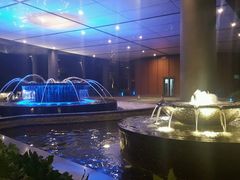 -上海滴水湖皇冠假日酒店