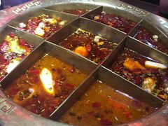 -乐山串串香老火锅(鼓楼店)