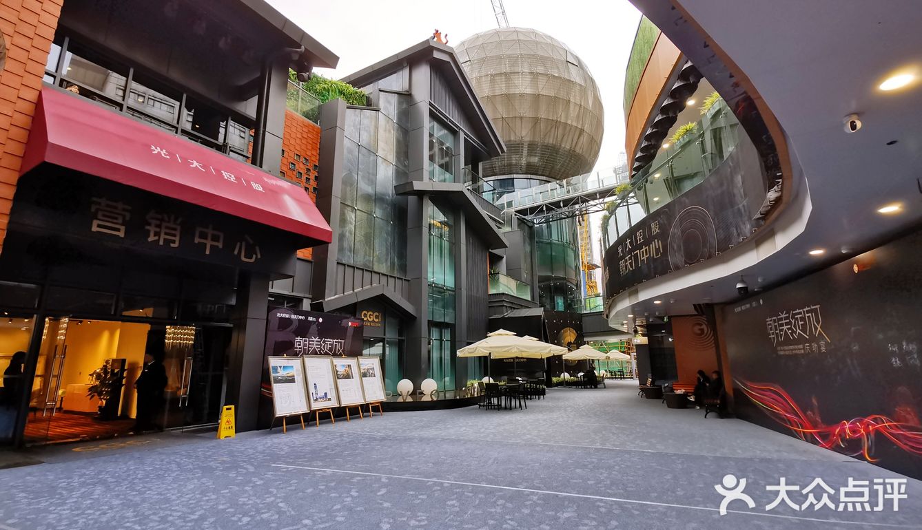 很多人都不知道大融汇12楼上居然有一条天街